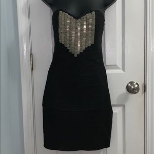 Bebe Size M black night out dress